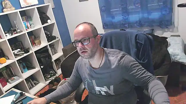 Snapshot of ravingr4d4 chatting on 5, 11, 2025 ravingr4d4 online show from 5, 11, 2025