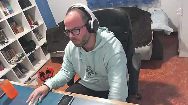 Snapshot of ravingr4d4 chatting on 12, 11, 2025 ravingr4d4 online show from 12, 11, 2025