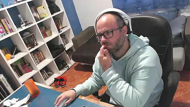 Snapshot of ravingr4d4 chatting on 16, 11, 2025 ravingr4d4 online show from 16, 11, 2025