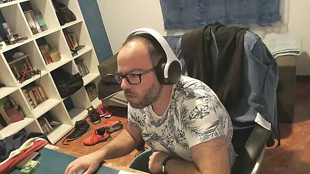 Snapshot of ravingr4d4 chatting on 21, 11, 2025 ravingr4d4 online show from 21, 11, 2025