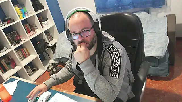 ravingr4d4 online show from 12, 1, 2026