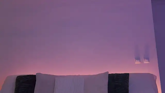 LilyRoselyn online show from 28, 3, 2026