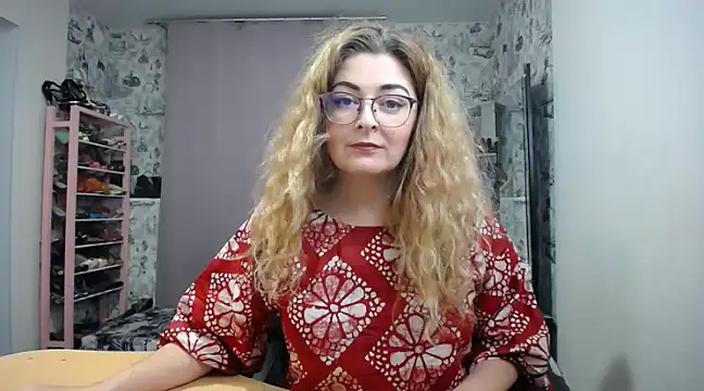 Helen1974 online show from 12, 2, 2025