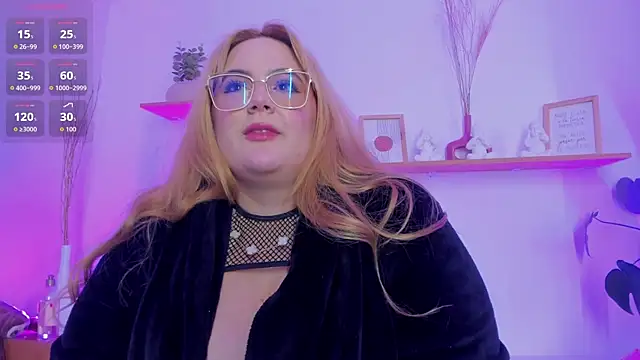 sophiarossee  online show from 19, 4, 2026