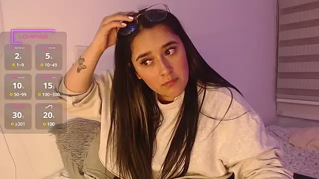 Megan FE online show from 6, 12, 2024