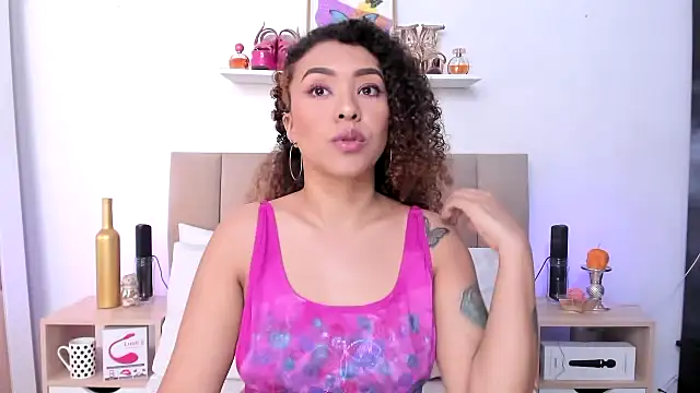 Zoe Gruber online show from 14, 12, 2025