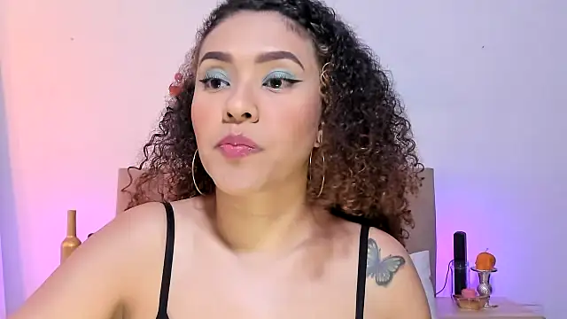 Zoe Gruber online show from 19, 12, 2025