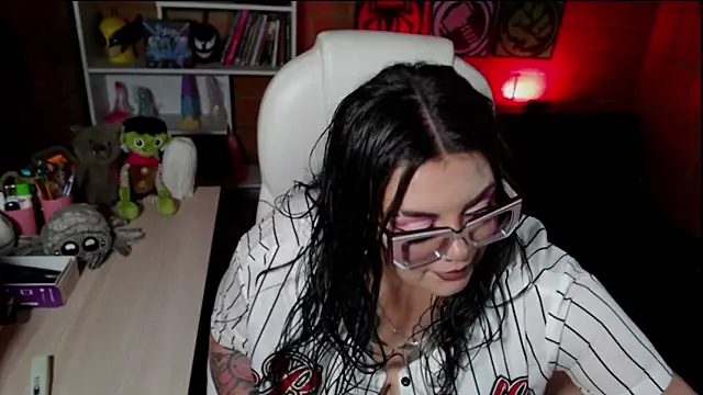 juliette rd online show from 20, 11, 2025