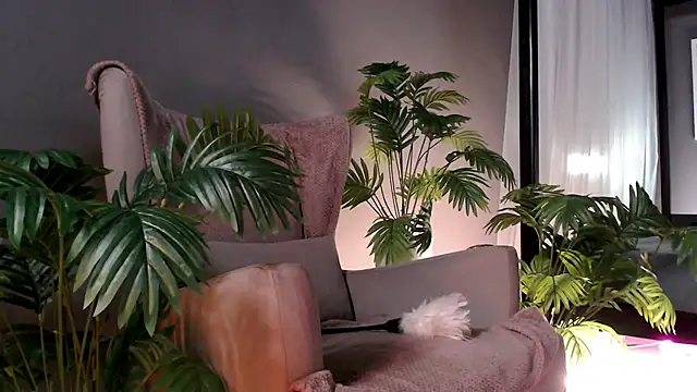 Snapshot of Dorothy_Meyer chatting on 9, 9, 2025 Dorothy Meyer online show from 9, 9, 2025