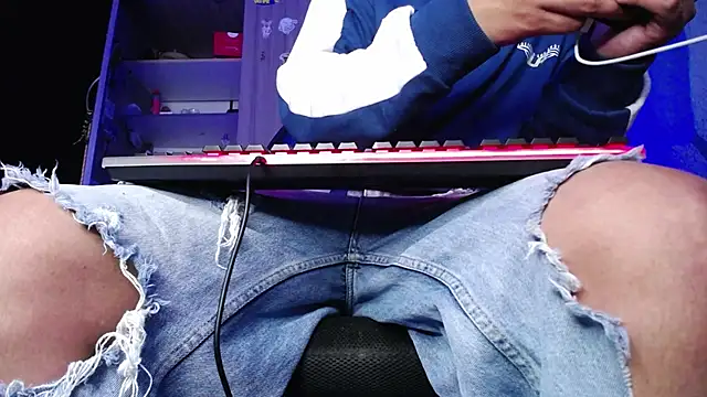 zacwatson  online show from 12, 10, 2025