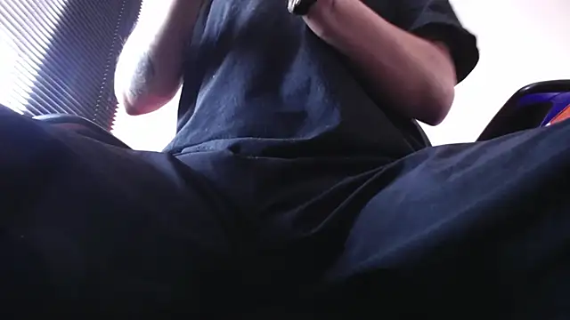 Snapshot of zacwatson_ chatting on 2, 3, 2026 zacwatson online show from 2, 3, 2026