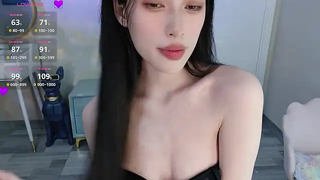 Snapshot of Aurora_99 chatting on 17, 12, 2024 Aurora 99 online show from 17, 12, 2024