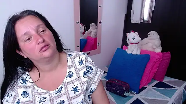 CristialJones  online show from 4, 11, 2025