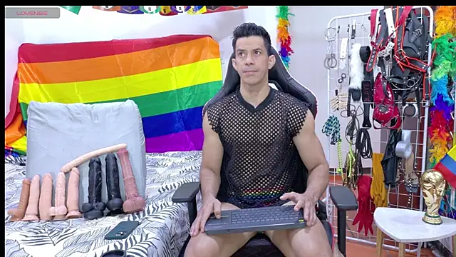 Snapshot of JoseRumbero26 chatting on 25, 6, 2026 JoseRumbero26 online show from 25, 6, 2026