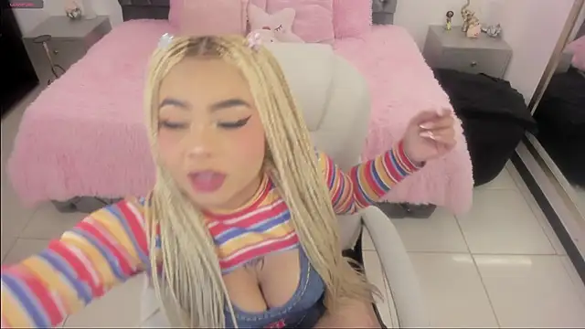 conny  curly online show from 3, 6, 2026