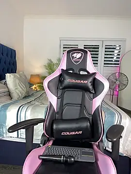 Stunning Booty online show from 10, 3, 2026