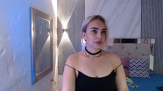 Snapshot of ashley__tylor chatting on 20, 4, 2026 ashley tylor online show from 20, 4, 2026