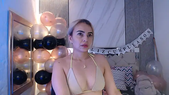 Snapshot of ashley__tylor chatting on 25, 4, 2026 ashley tylor online show from 25, 4, 2026