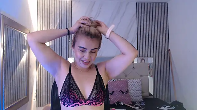 Snapshot of ashley__tylor chatting on 30, 4, 2026 ashley tylor online show from 30, 4, 2026