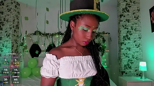 EmmaSanzz  online show from 17, 3, 2025