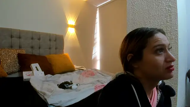 Carolina hernandez22 online show from 9, 10, 2025