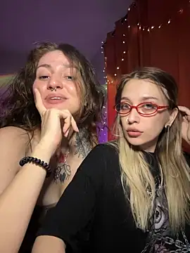 Dooubletroublee online show from 13, 12, 2024