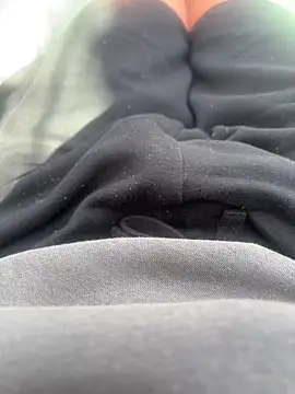 Snapshot of cussy007 chatting on 21, 3, 2026 cussy007 online show from 21, 3, 2026