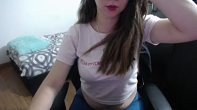 Luna girlhot  online show from 17, 1, 2025