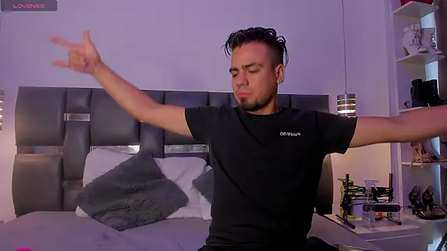 PittAndLunaa online show from 12, 2, 2026