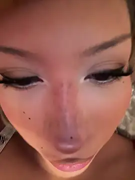 jackelinuh online show from 13, 4, 2026