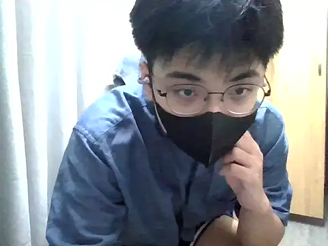 Snapshot of xboyvn9 chatting on 3, 10, 2025 xboyvn9 online show from 3, 10, 2025