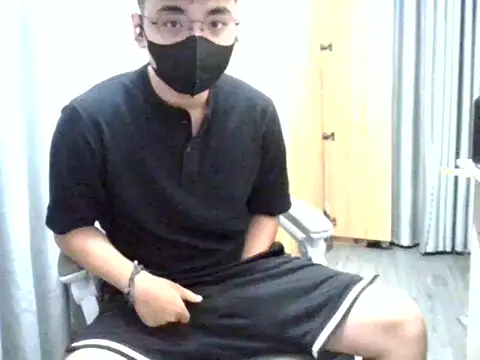 Snapshot of xboyvn9 chatting on 5, 10, 2025 xboyvn9 online show from 5, 10, 2025