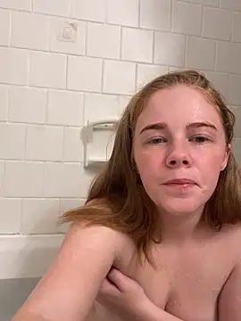 daddyscumprincess online show from 4, 11, 2025