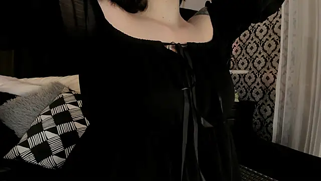 Adeelinee online show from 22, 11, 2025