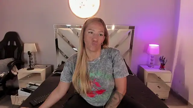 AnyyJones online show from 3, 1, 2025