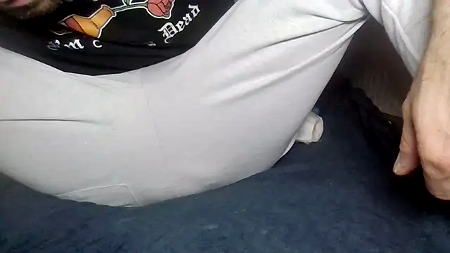 Snapshot of VersGuy24 chatting on 10, 3, 2026 VersGuy24 online show from 10, 3, 2026