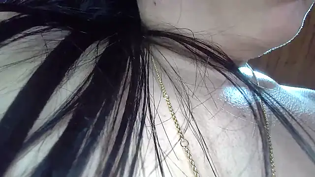 white sexy  online show from 22, 1, 2025