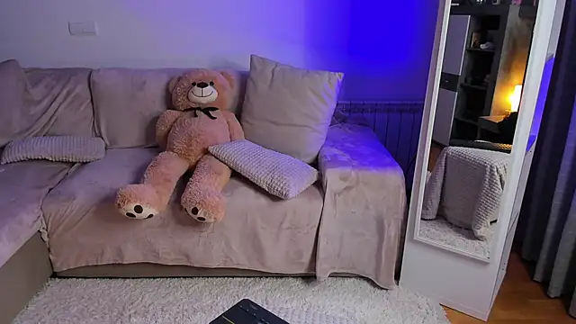 Snapshot of LindsayDeee chatting on 19, 2, 2026 LindsayDeee online show from 19, 2, 2026