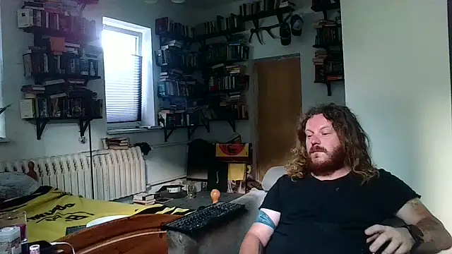 Snapshot of sunr1sa chatting on 10, 7, 2026 sunr1sa online show from 10, 7, 2026