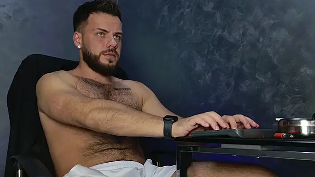 juliusmasters online show from 5, 12, 2025