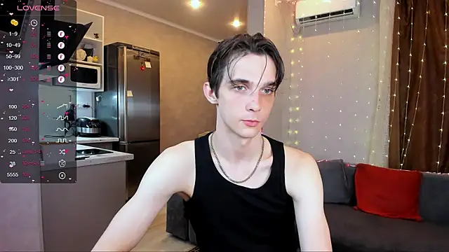 Snapshot of Aaron_Boom chatting on 27, 6, 2026 Aaron Boom online show from 27, 6, 2026