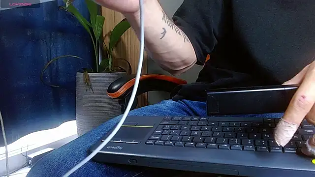 Mr WhiteCock online show from 3, 11, 2025