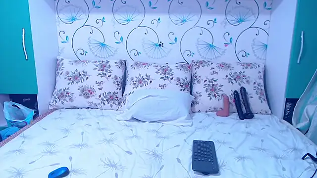 demiemorre online show from 30, 10, 2025