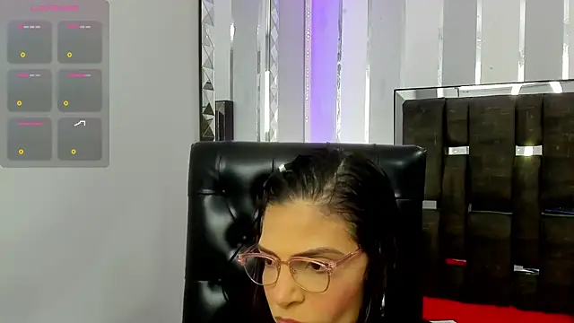 Snapshot of KatteMoss chatting on 7, 3, 2025 KatteMoss online show from 7, 3, 2025