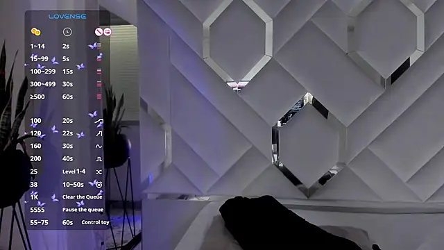 Snapshot of Sara_Foxx1 chatting on 19, 9, 2025 Sara Foxx1 online show from 19, 9, 2025