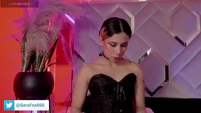 Sara Foxx1 online show from 14, 11, 2025