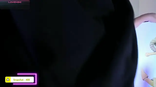 Umarani  online show from 17, 4, 2026