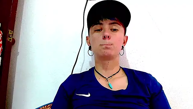tomboyblue online show from 2, 12, 2024