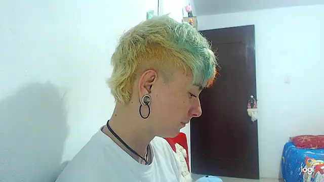 tomboyblue online show from 4, 12, 2024