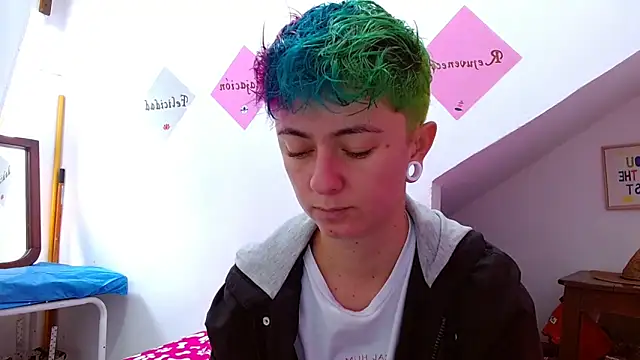 tomboyblue online show from 28, 10, 2025